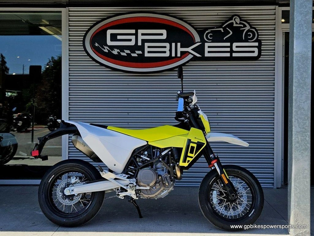 2026 Husqvarna 701 Supermoto