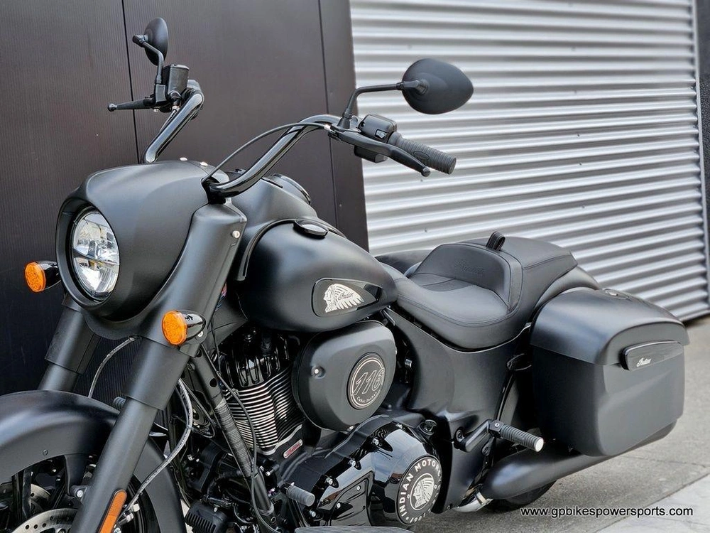 2026 Indian Motorcycle Springfield ® Dark Horse® Black Smoke