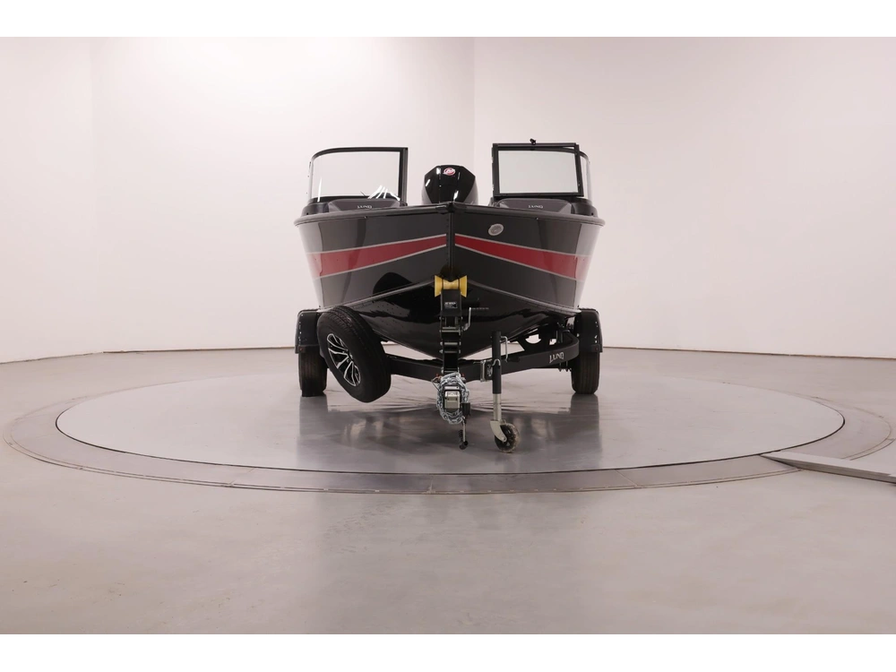 2026 Lund Boat Co 1875 Crossover Xs alt