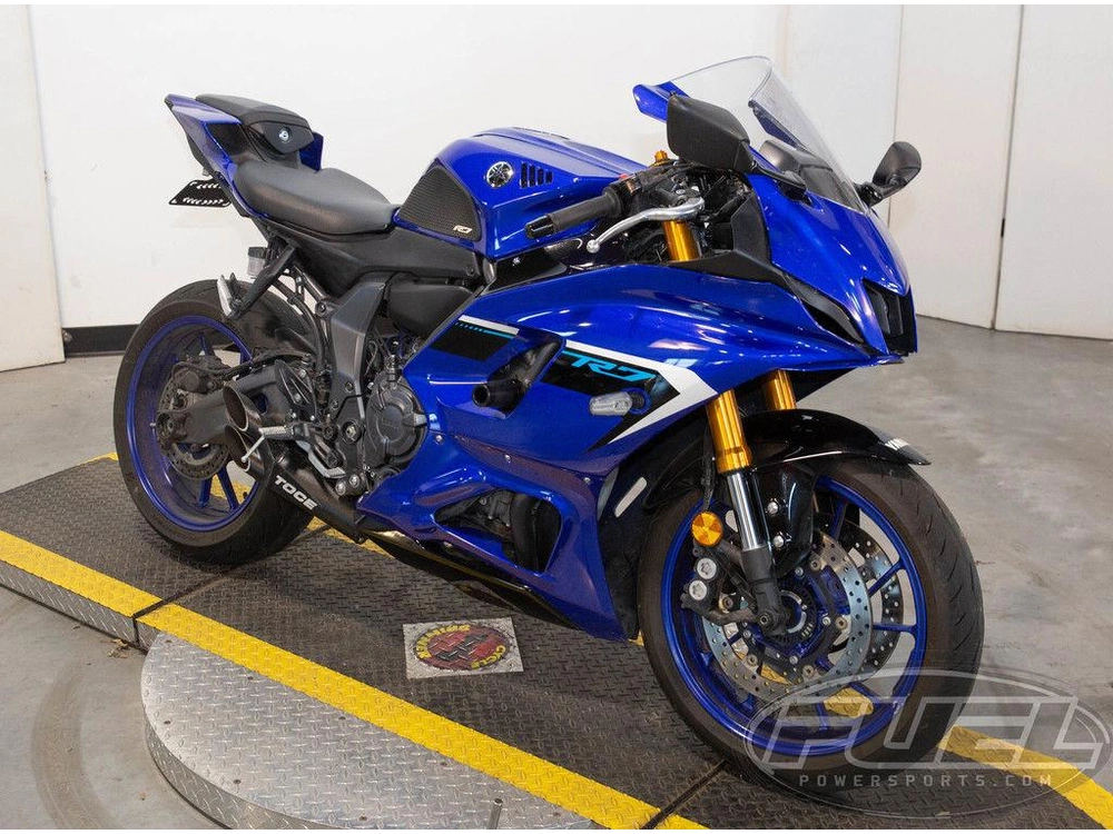 2025 Yamaha Yzf-r7 alt