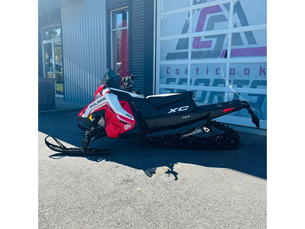 Polaris S4 Indy Xc 137 Red 2027