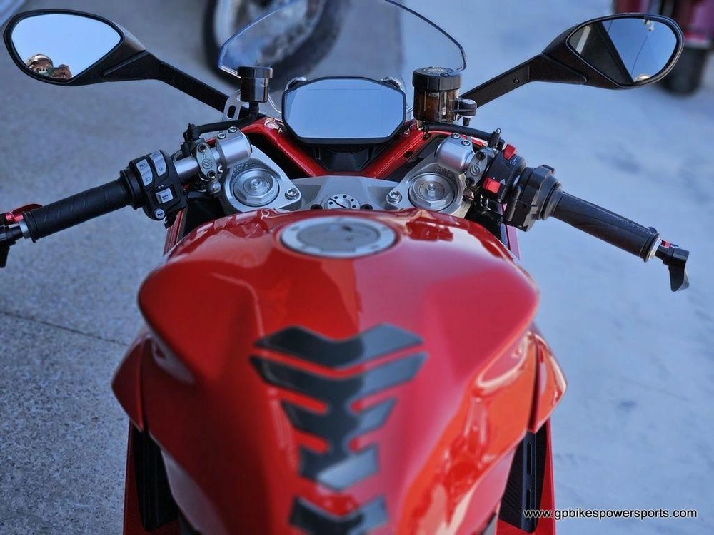 2023 Ducati Supersport 950 Ducati Red
