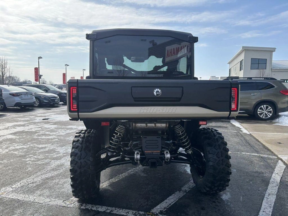 2026 Can-am Defender Limited Hd11 Desert Tan & Carbon Black