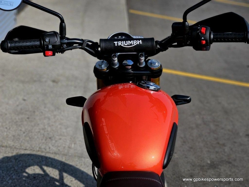 2026 Triumph Scrambler 400 X Baja Orange
