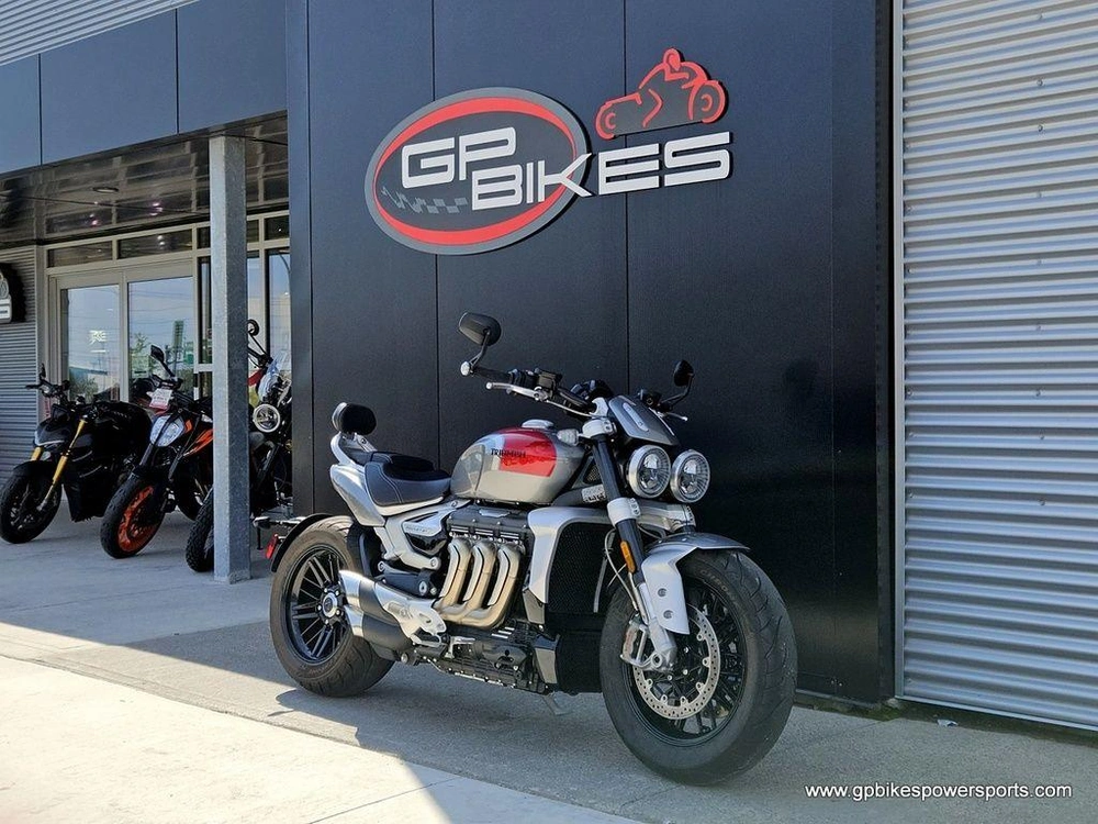 2023 Triumph Rocket 3 R Silver Ice Cranberry Red