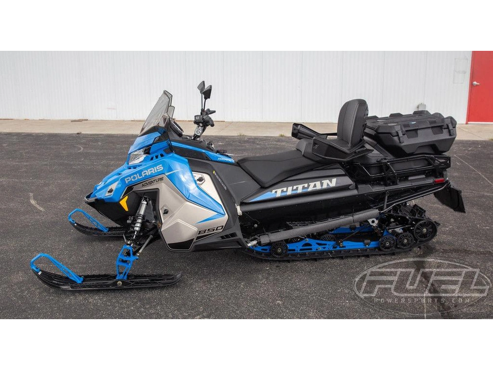 2027 Polaris 850 Titan Adventure Ultimate 1.8 Matte Silver Quartz / Velocity Blue / Glos alt