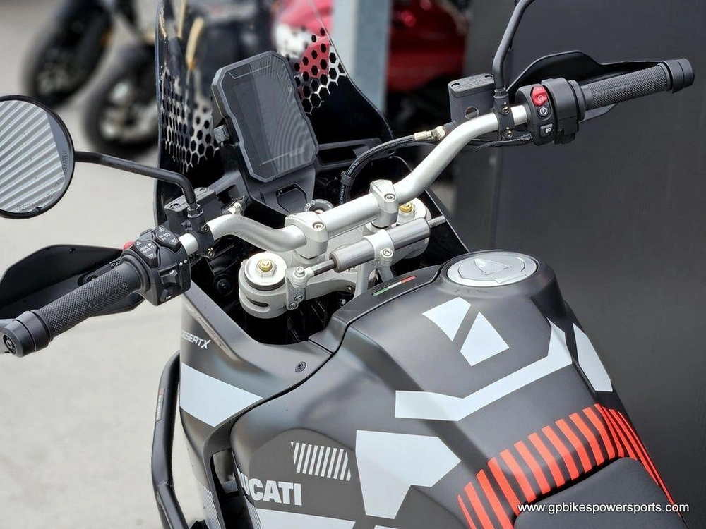 2023 Ducati Desertx Rr22