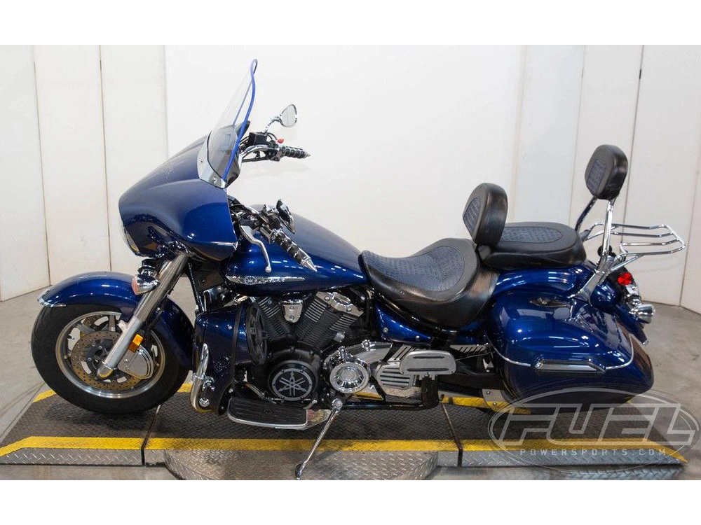 2013 Yamaha V Star® 1300 Deluxe alt