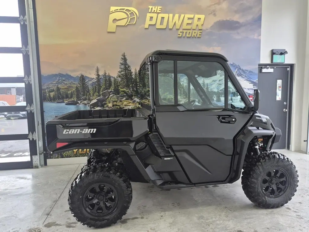 2026 Can-am Defender Xt Cab Hd11