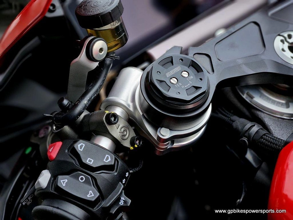 2026 Ducati Panigale V4 Red