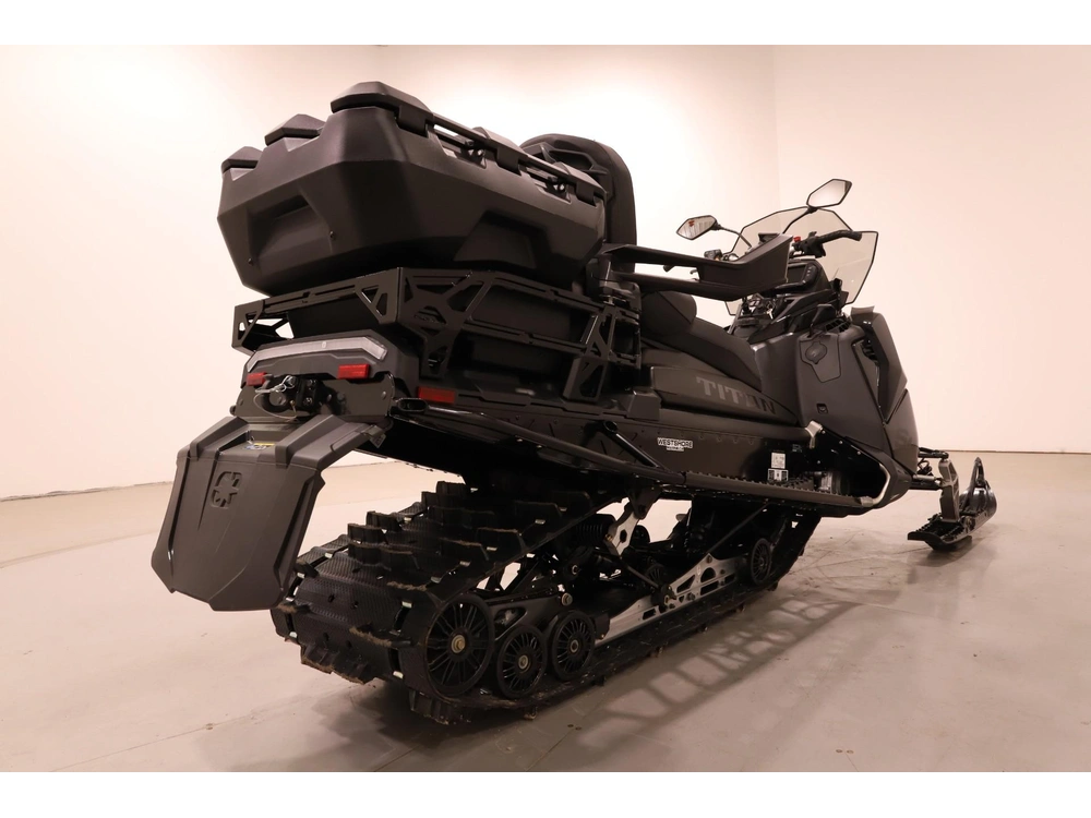 2027 Polaris Prostar Titan Adventure Ultimate 1.55 alt