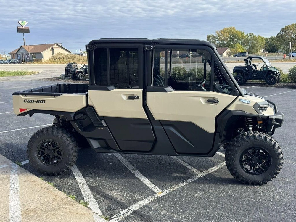 2026 Can-am Defender Max Limited Hd11 Desert Tan & Carbon Black