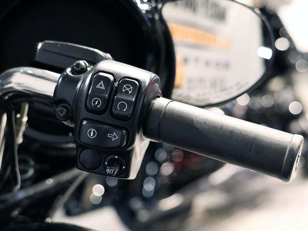 2022 Harley-davidson Street Glide Flhx alt