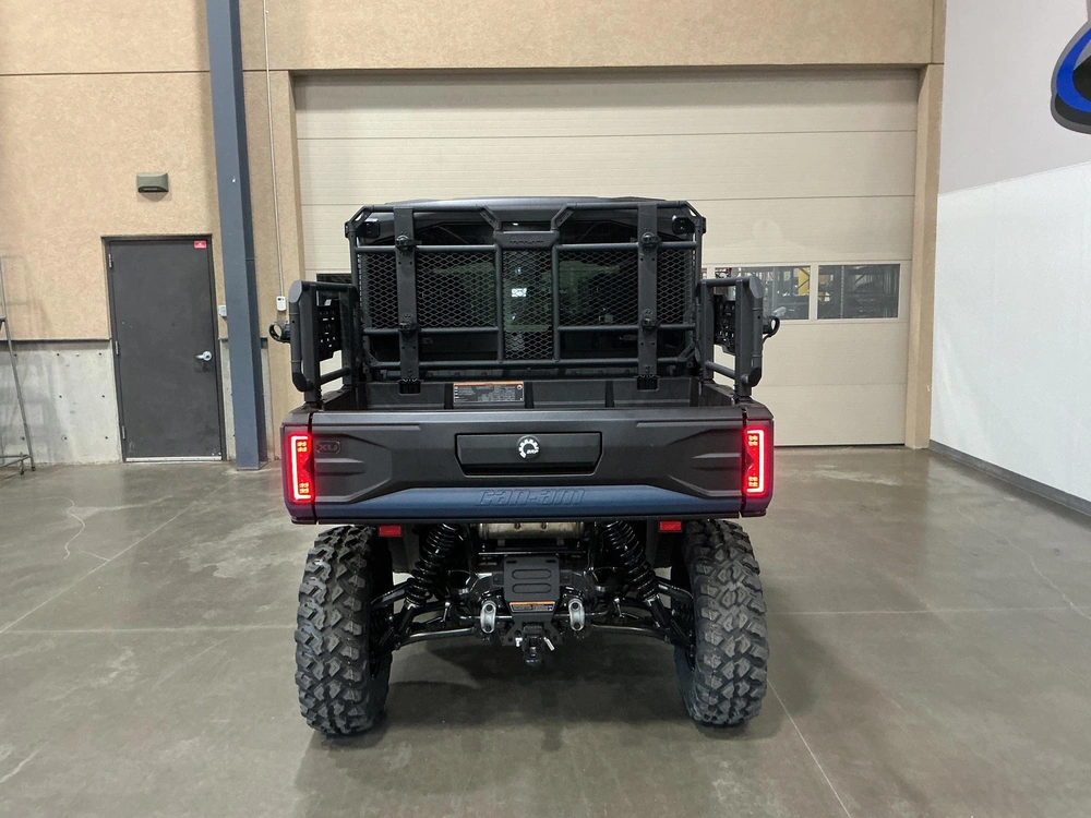 2027 Can-am Defender Xu Max Ltd Hd11 alt