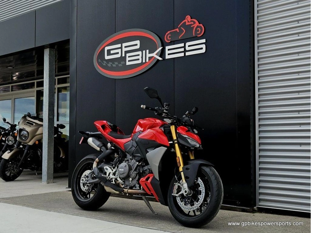 2025 Ducati Streetfighter V2s Ducati Red
