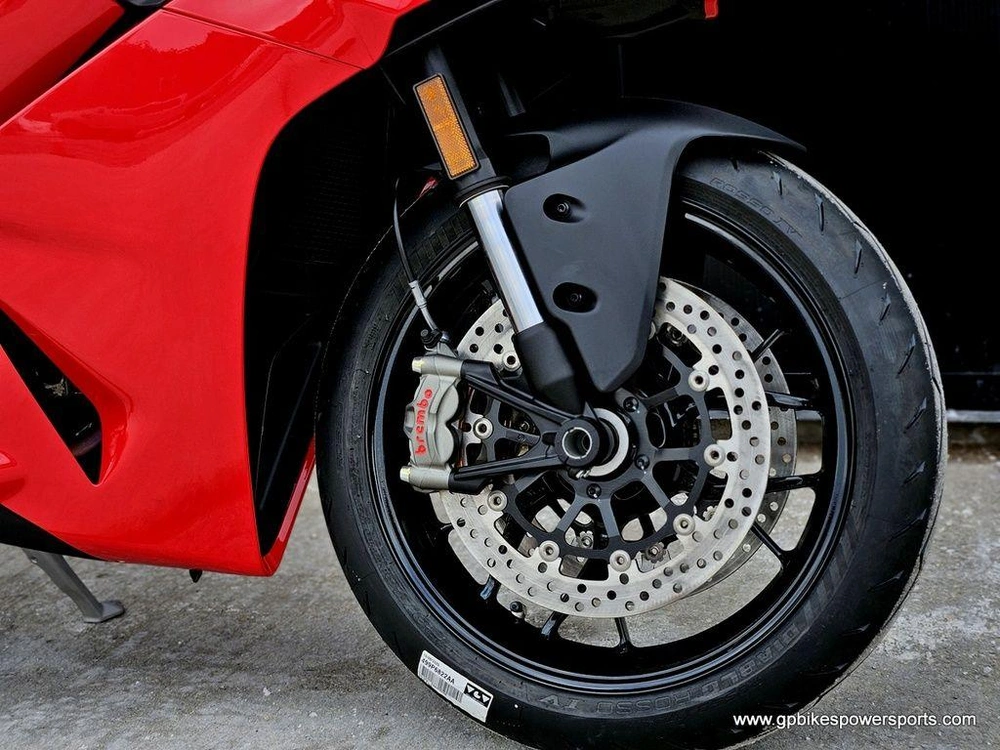 2026 Ducati Panigale V2 Red