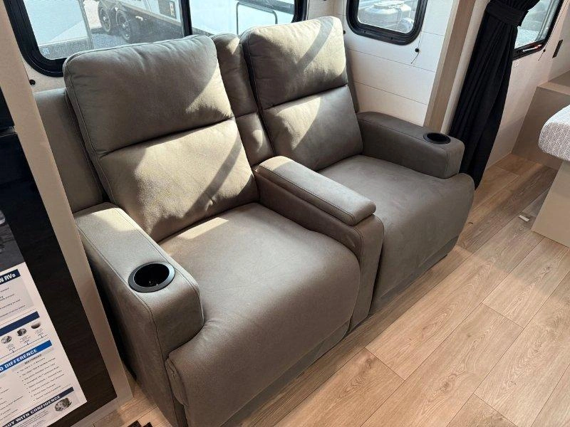 Jayco Jayflight 225mls 2027 alt