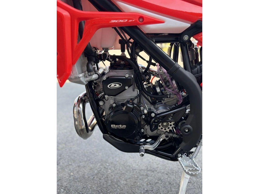 2027 Beta 300 X-trainer Low Boy