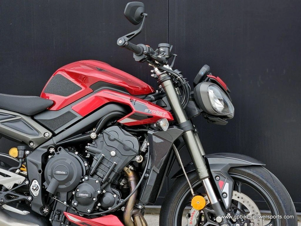 2024 Triumph Street Triple 765 Rs Carnival Red