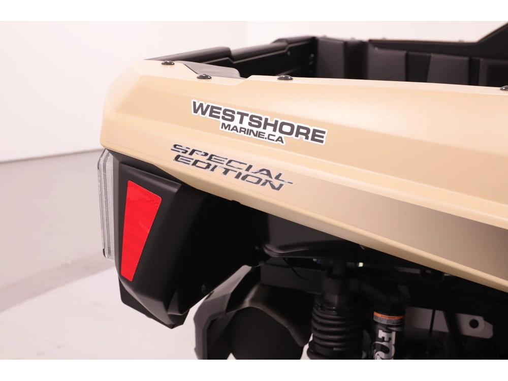 2023 Yamaha Wolverine Rmax2 1000 alt