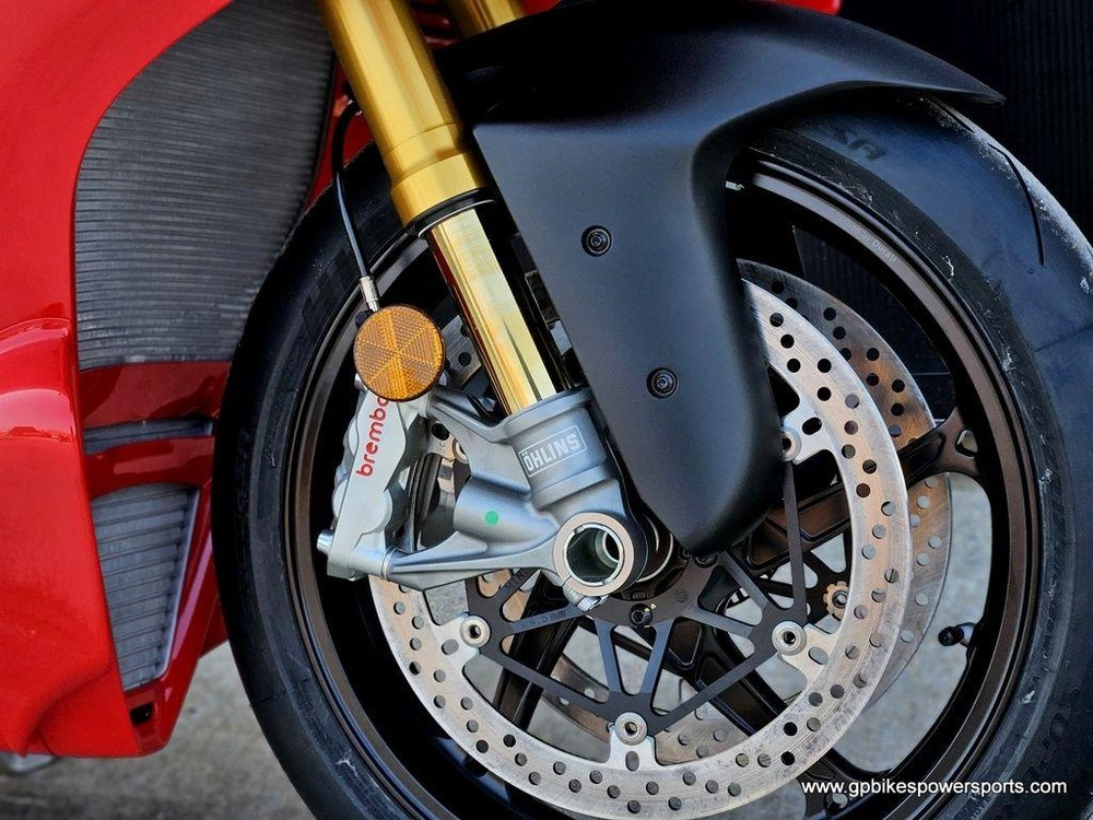 2026 Ducati Panigale V4 R