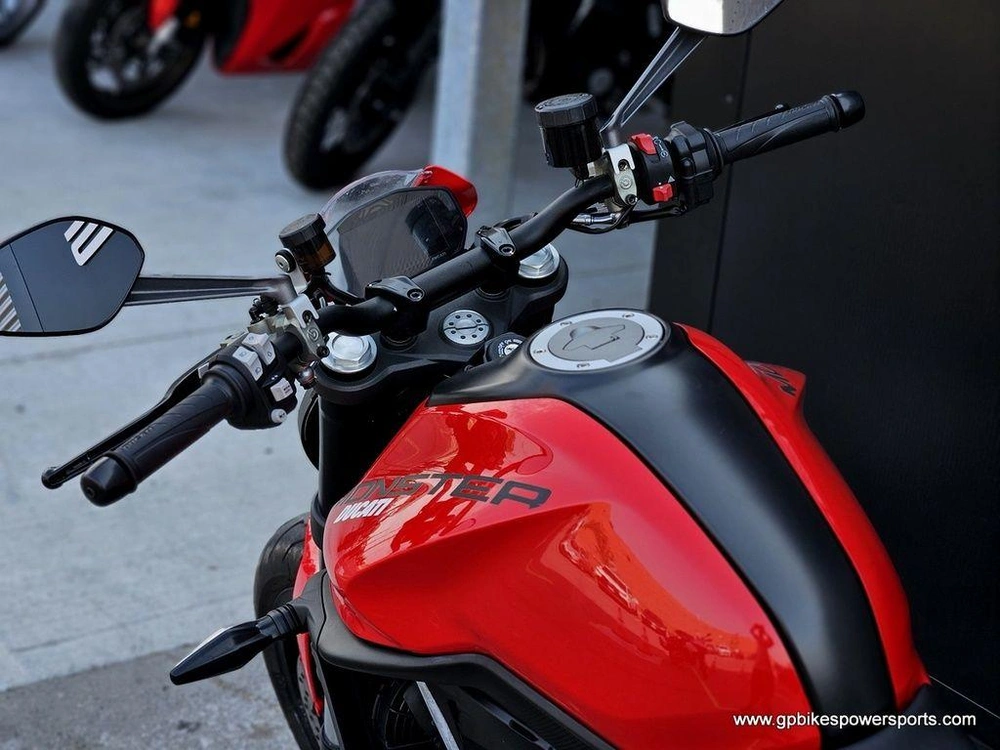 2023 Ducati Monster+ Ducati Red