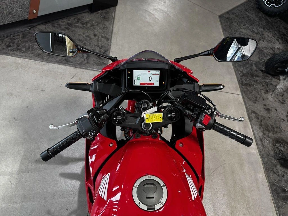 2025 Honda Cbr500r
