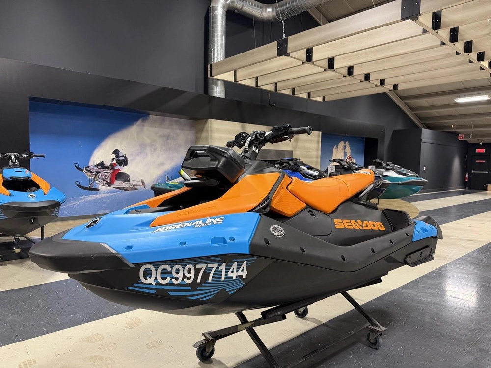 Sea-doo Spark Trixx 3up 2026 2026 alt