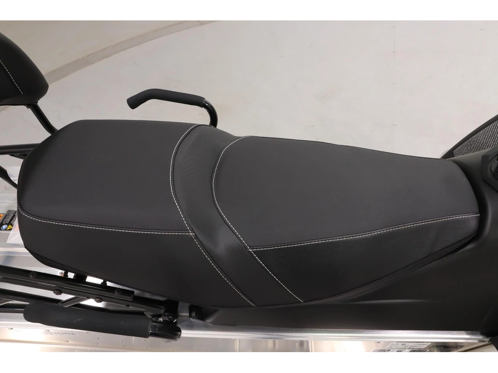 2026 Polaris Indy 550 Voyageur Lxt Es Northstar alt