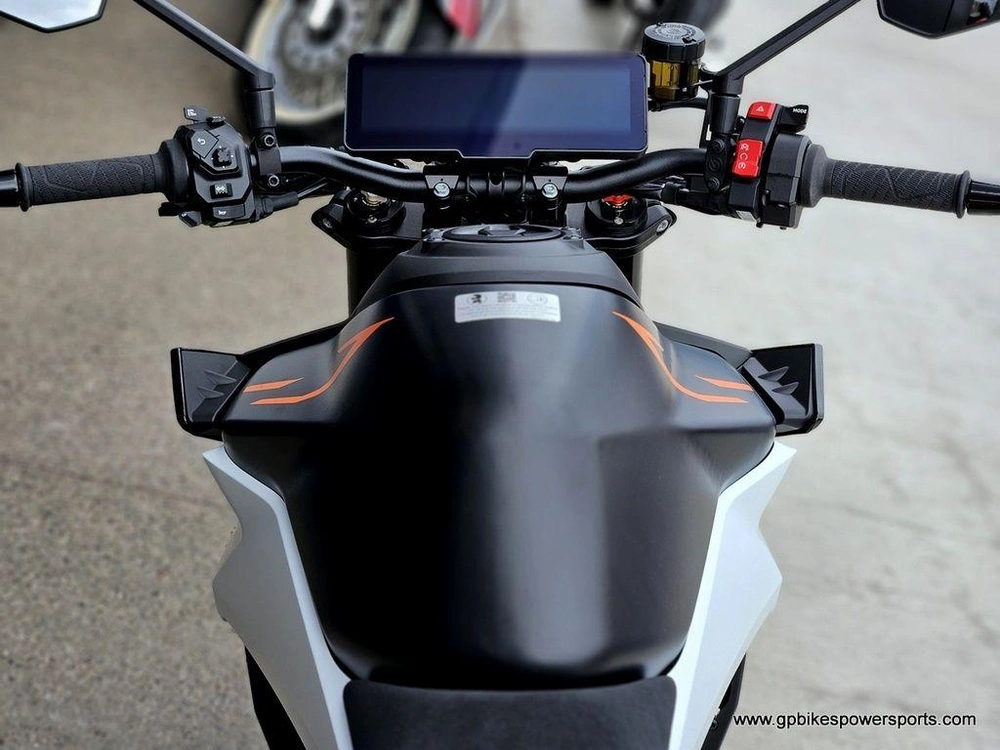 2026 Ktm 990 Duke R