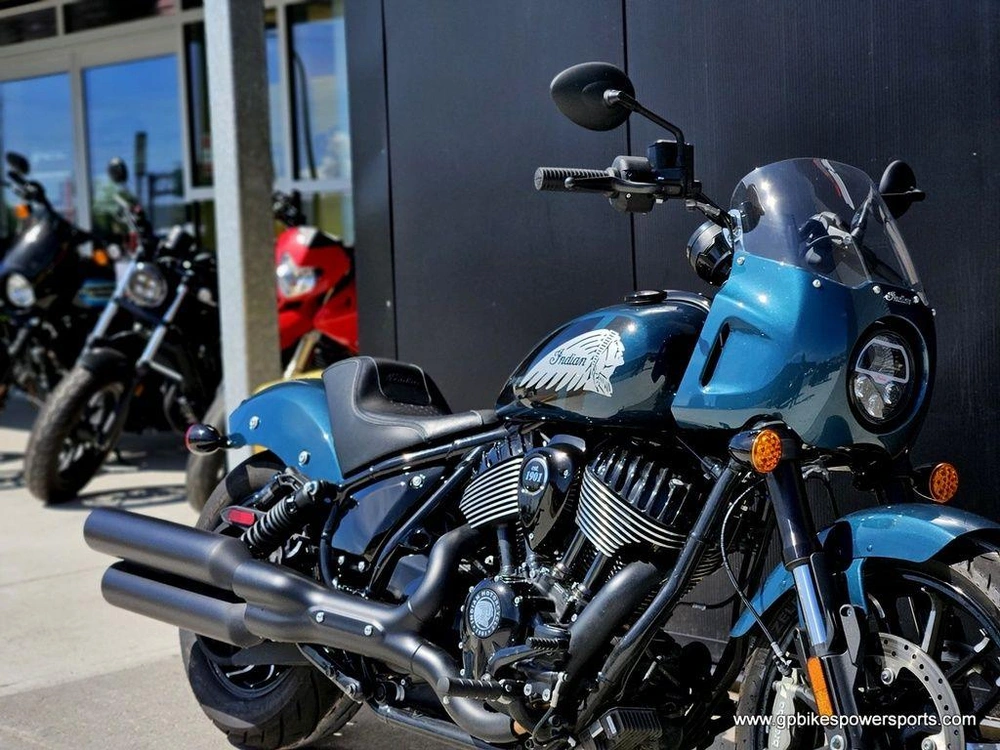 2025 Indian Motorcycle Sport Chief Cascade Green Metallic