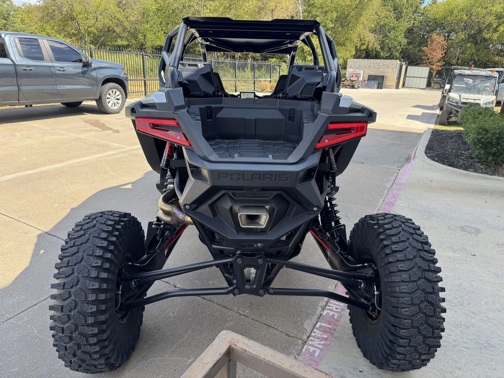 2026 Polaris Rzr Pro R 4 Ultimate Ghost White Metallic Ultimate Ultimate