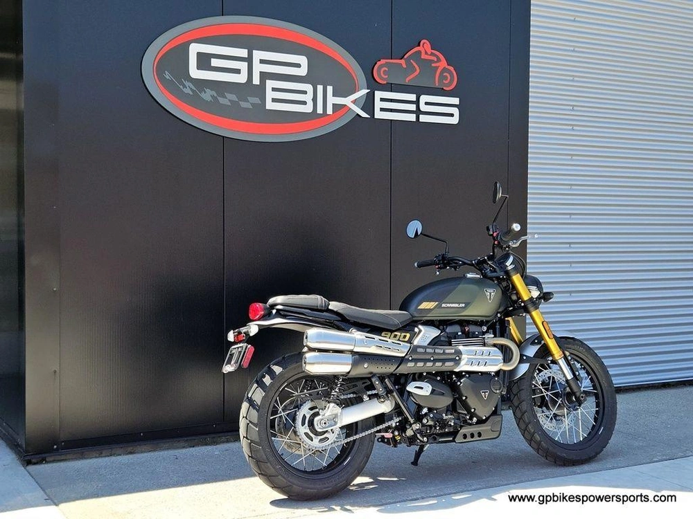 2026 Triumph Scrambler 900 Matt Khaki Green