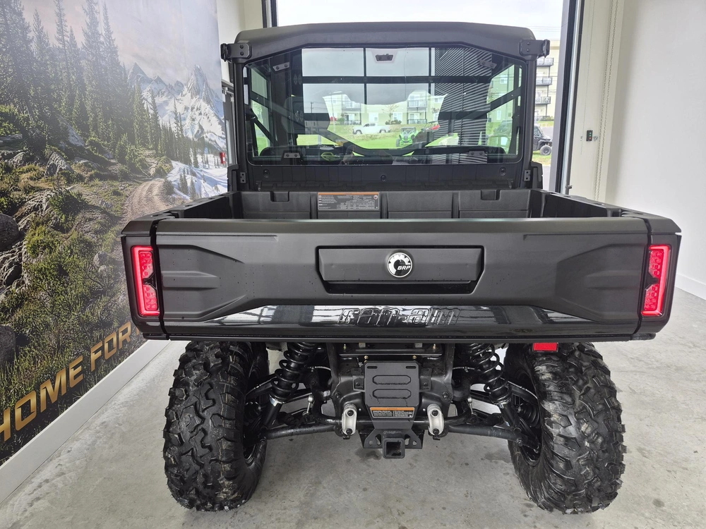 2026 Can-am Defender Xt Cab Hd11 10.25