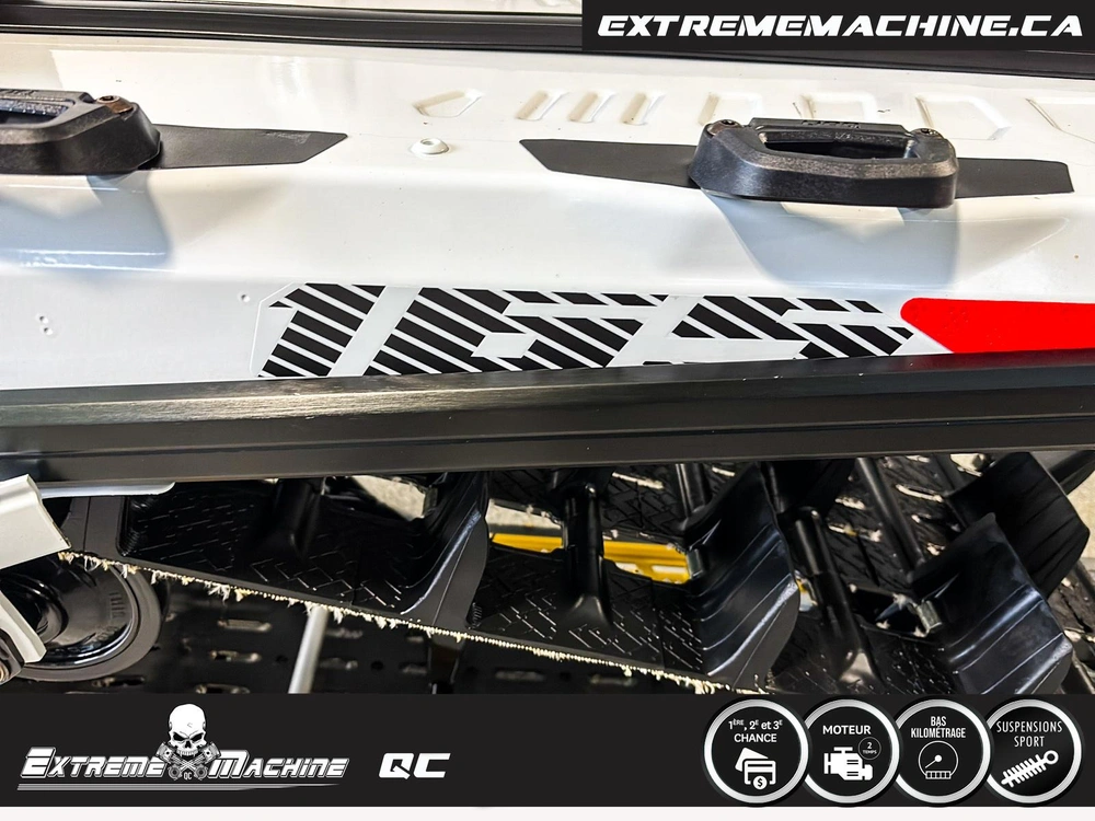 Skidoo Summit® Edge® 850 E-tec 165'' Seulement 935km - Impeccable!!! 2023