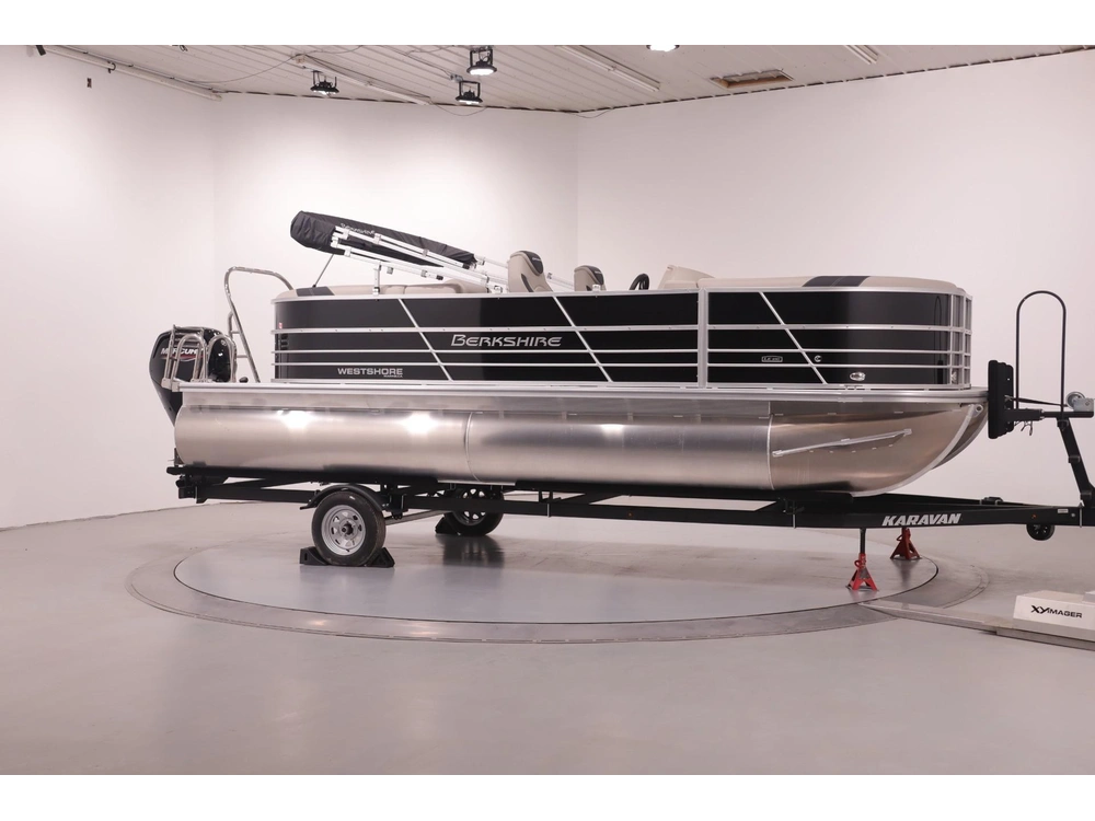 2023 Berkshire 22' Radius Pontoon W/ 90hp - Easy Financing alt