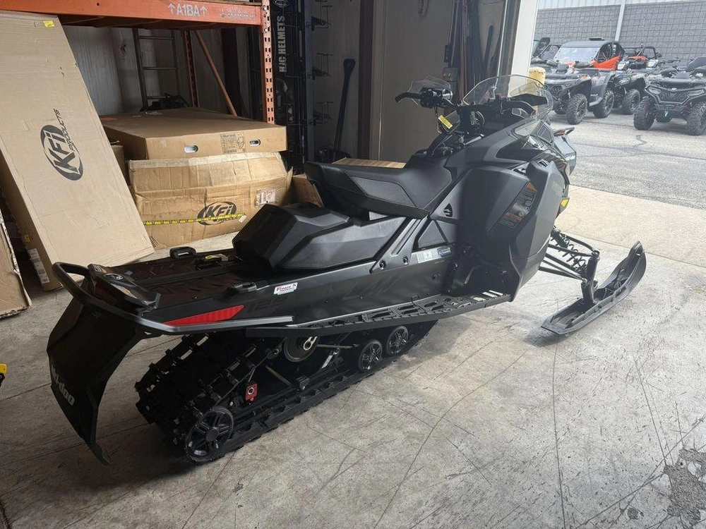 2026 Ski-doo Mxz® Adrenaline® 600r E-tec 129_black