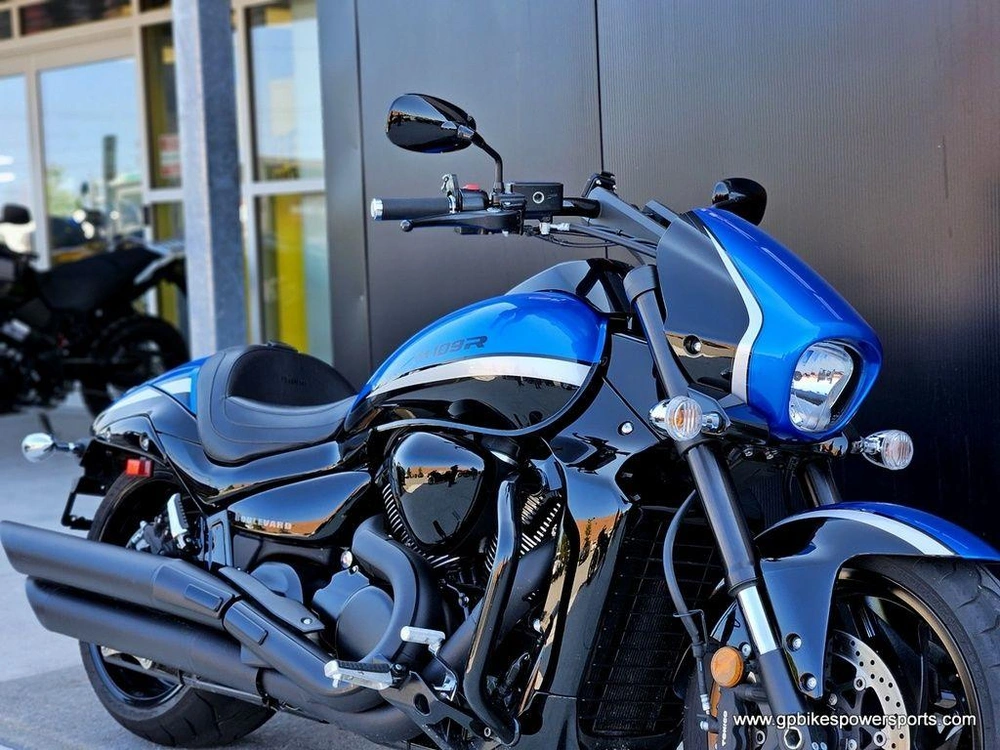 2023 Suzuki Boulevard M109r