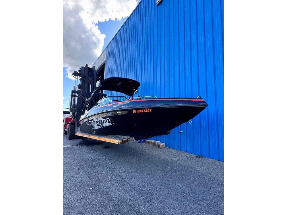 2013 Moomba Lsv