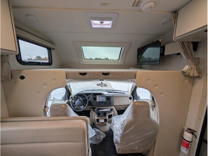 Thor Motor Coach Echelon Lc21 2027 alt