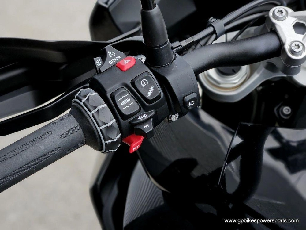2025 Bmw S 1000 Xr Black Storm Metallic 2