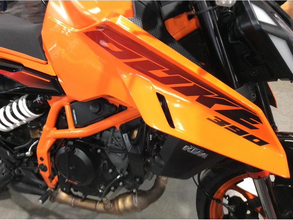 Ktm 390 Duke 2024 alt