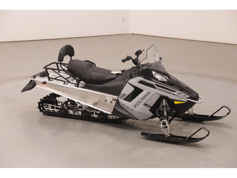 2026 Polaris Indy 550 Voyageur Lxt Es Northstar alt