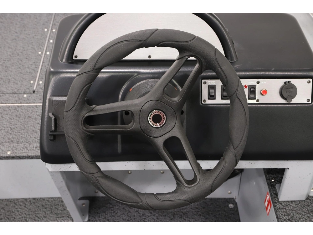 2027 Lund Boat Co 1400 Fury Ss alt