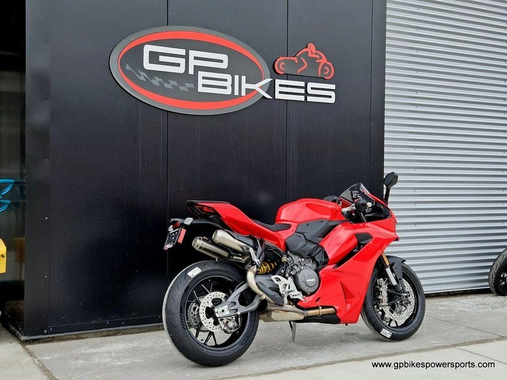 2026 Ducati Panigale V2 Red