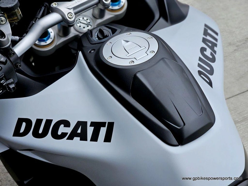 2026 Ducati Multistrada V4 Rs