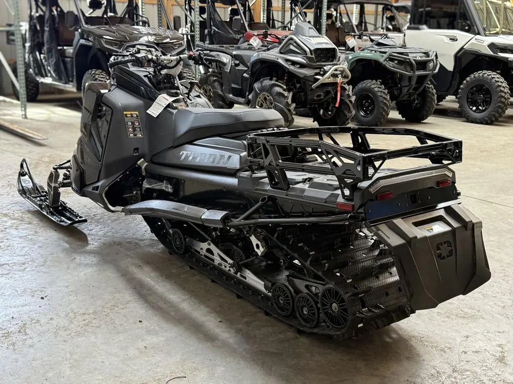 2027 Polaris Prostar S4 Titan Adventure 155 Es