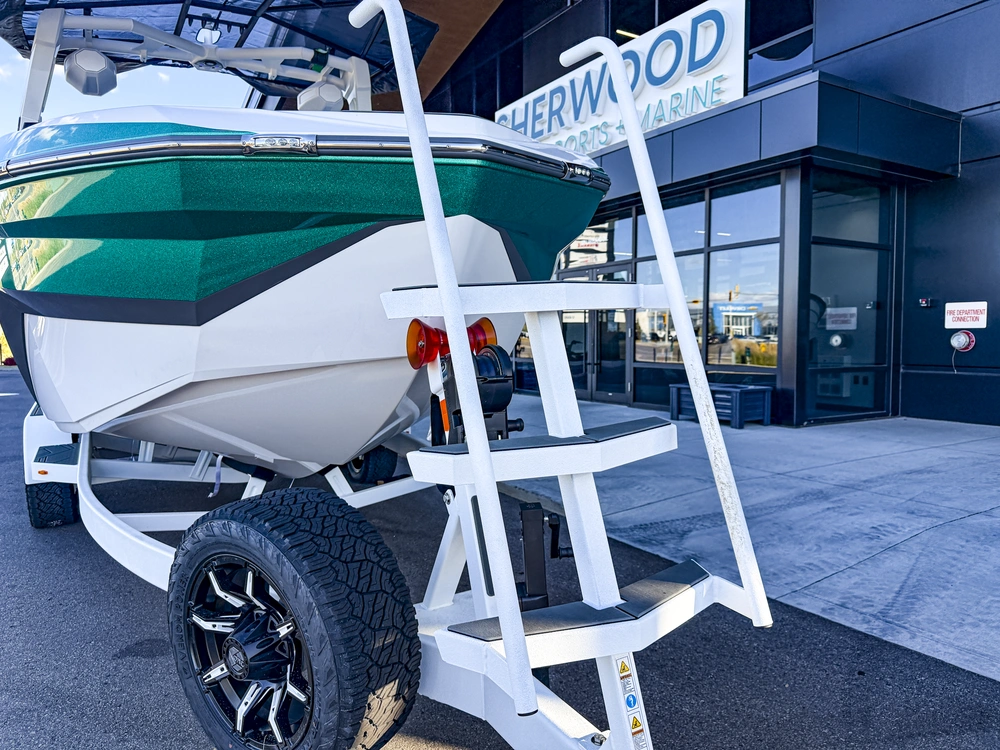 2027 Tige Boats Z3 alt