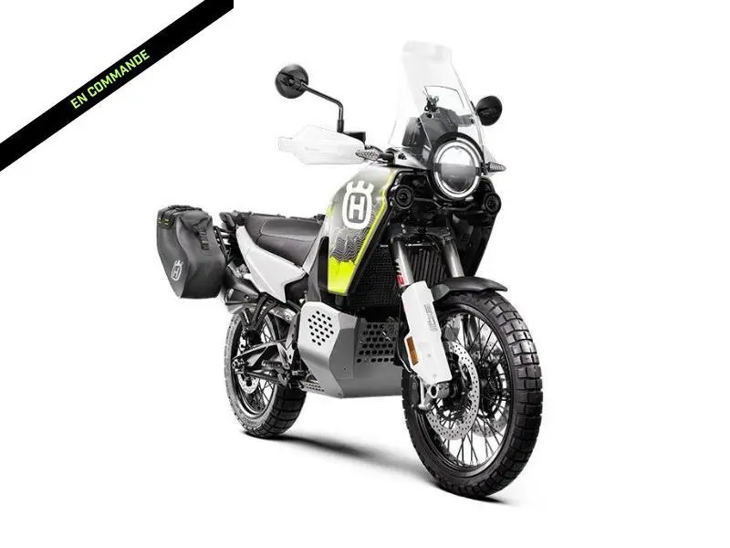 2027 Husqvarna Norden 901 Expedition alt