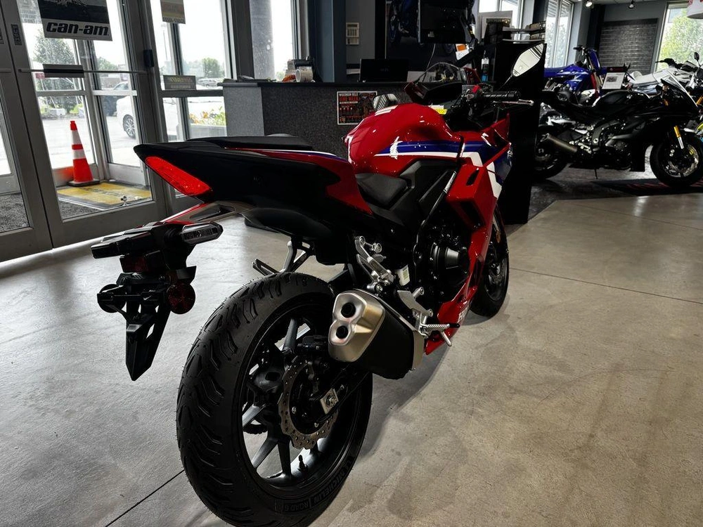 2025 Honda Cbr500r